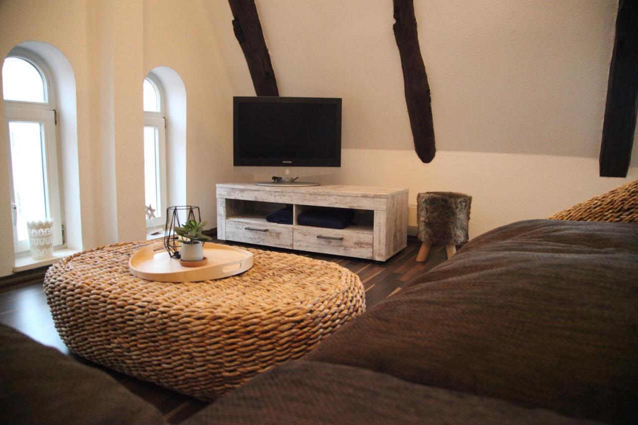 Wunderschoene Dachgeschoss - Maisonette Rostock Eksteriør billede