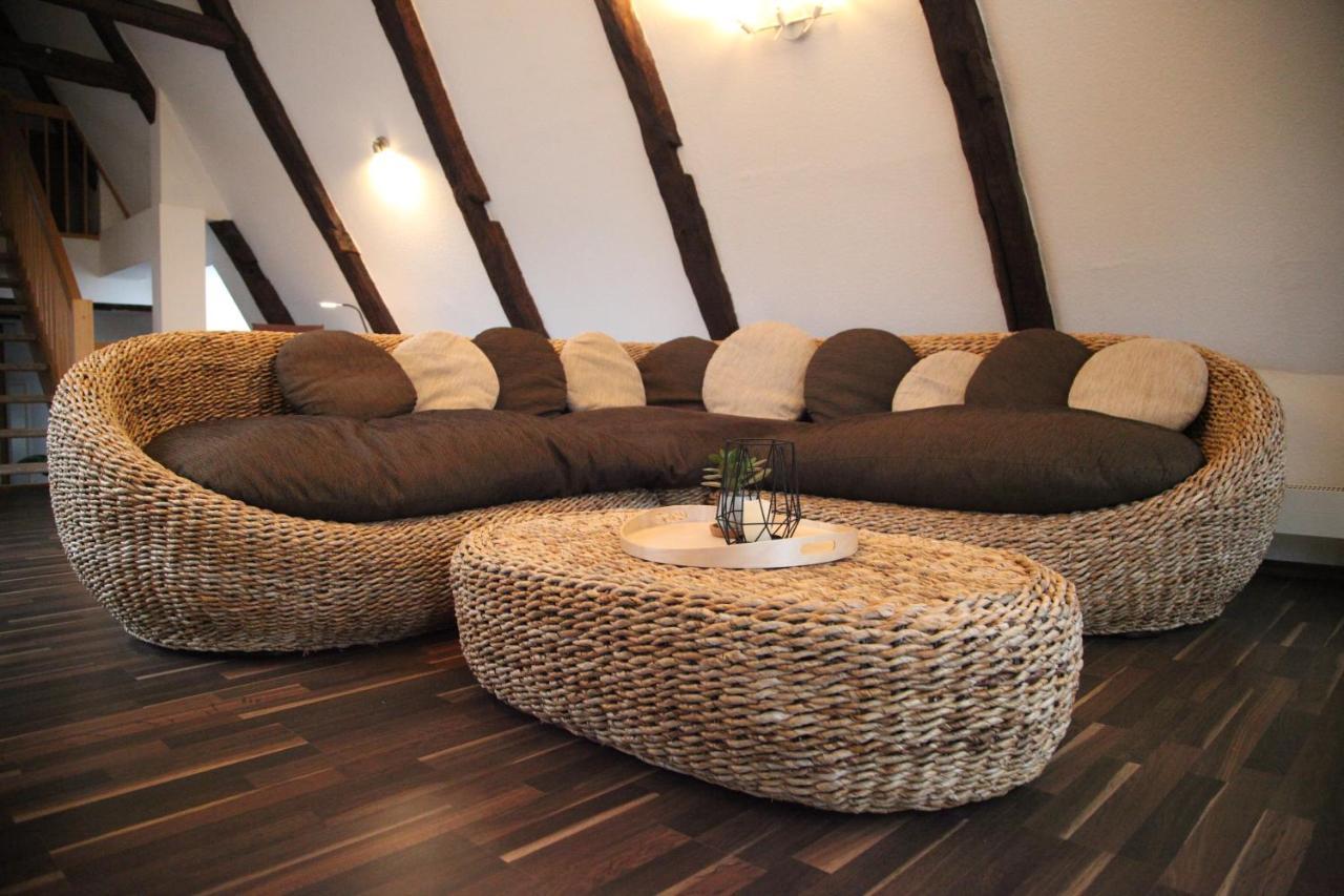 Wunderschoene Dachgeschoss - Maisonette Rostock Eksteriør billede