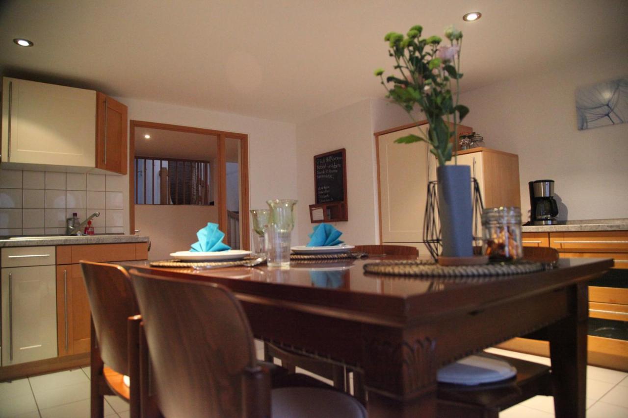 Wunderschoene Dachgeschoss - Maisonette Rostock Eksteriør billede