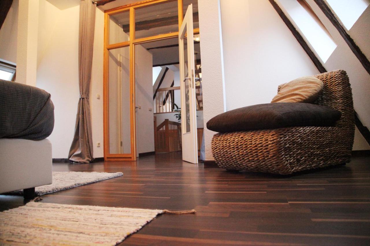 Wunderschoene Dachgeschoss - Maisonette Rostock Eksteriør billede